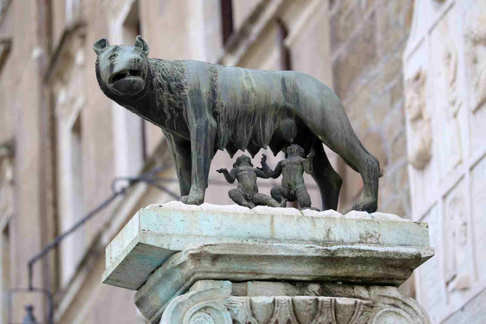 history-of-roman-emperor