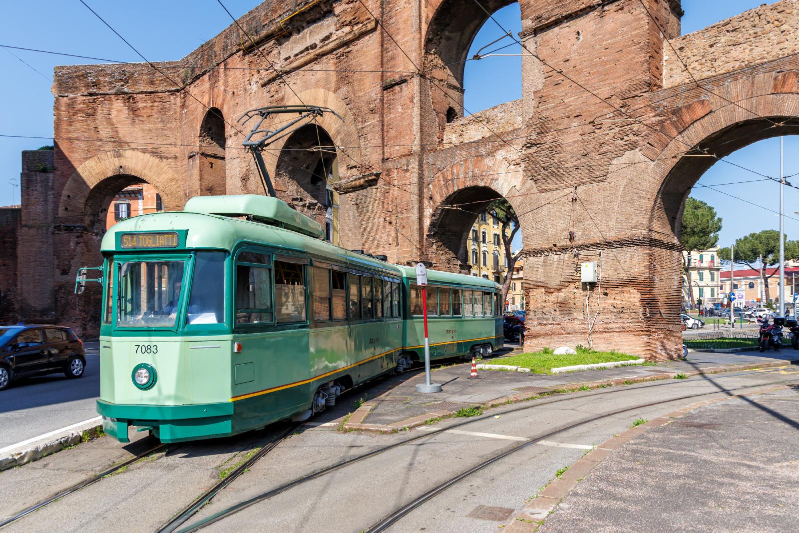Roma tram B1-5 3