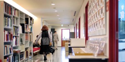 学校廊下